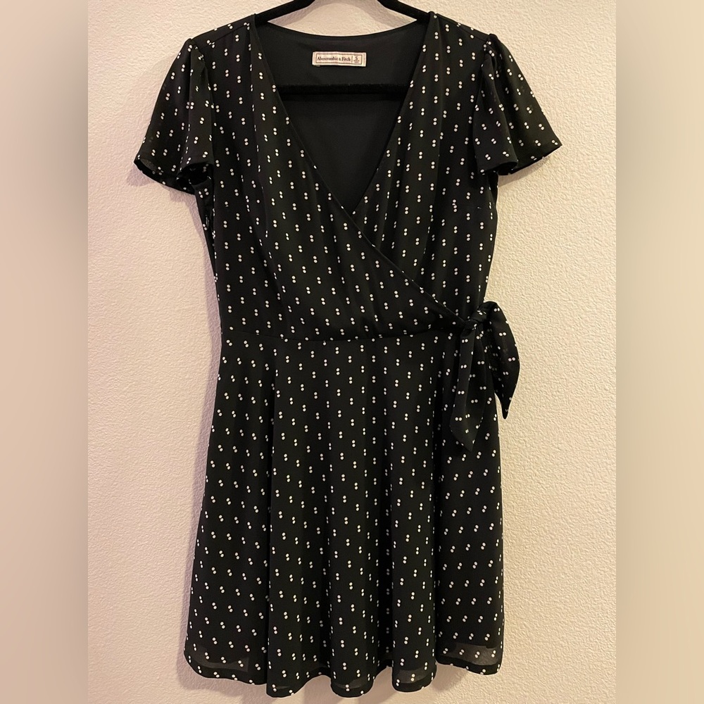 Abercrombie & Fitch Faux Wrap Skater Dress Black Polka Dots Size S